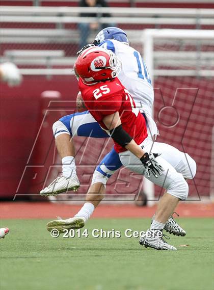 Thumbnail 3 in Geneseo vs. Red Jacket (Section 5 Class D Semifinal) photogallery.