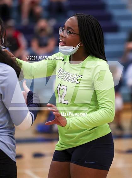 Thumbnail 3 in Potomac vs Forest Park photogallery.
