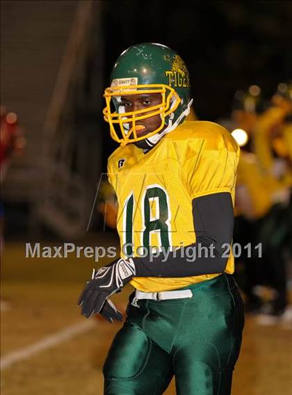 Thumbnail 3 in Jim Hill @ Warren Central photogallery.
