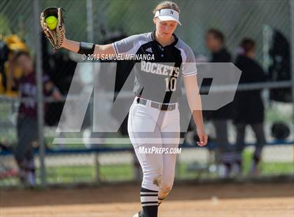 Thumbnail 1 in Norfolk vs. Lincoln Northeast photogallery.
