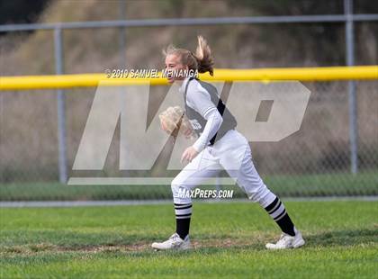 Thumbnail 1 in Norfolk vs. Lincoln Northeast photogallery.
