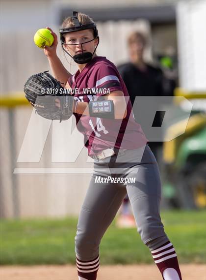 Thumbnail 2 in Norfolk vs. Lincoln Northeast photogallery.