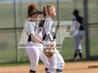 Thumbnail 2 in Norfolk vs. Lincoln Northeast photogallery.