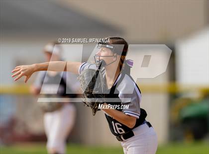 Thumbnail 2 in Norfolk vs. Lincoln Northeast photogallery.