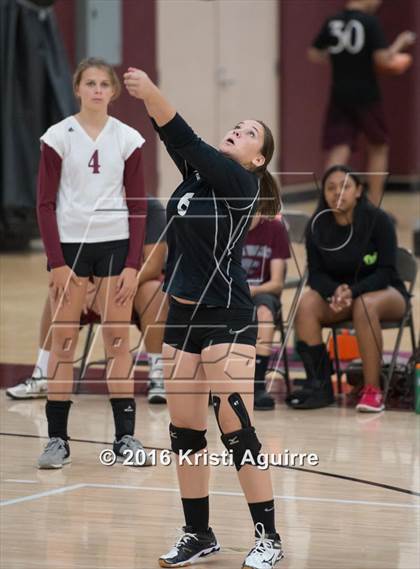 Thumbnail 3 in Paloma Valley vs. Murrieta Mesa photogallery.