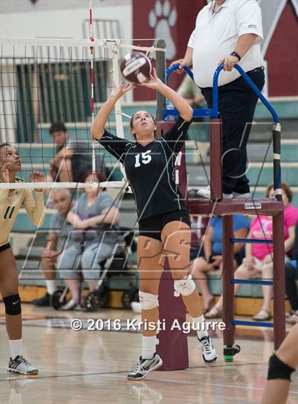 Thumbnail 3 in Paloma Valley vs. Murrieta Mesa photogallery.