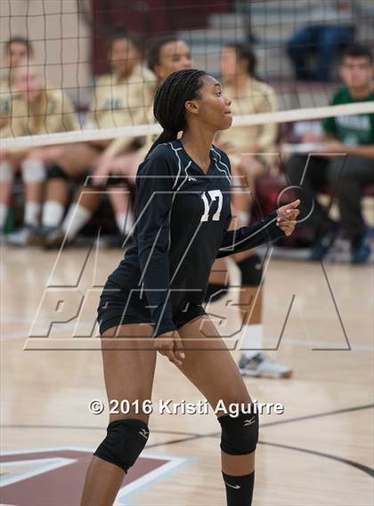 Thumbnail 2 in Paloma Valley vs. Murrieta Mesa photogallery.