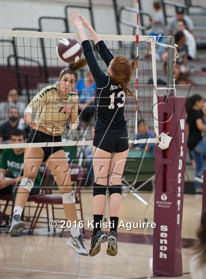 Thumbnail 1 in Paloma Valley vs. Murrieta Mesa photogallery.