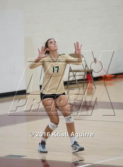 Thumbnail 3 in Paloma Valley vs. Murrieta Mesa photogallery.