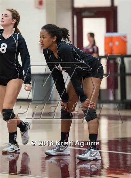 Thumbnail 2 in Paloma Valley vs. Murrieta Mesa photogallery.