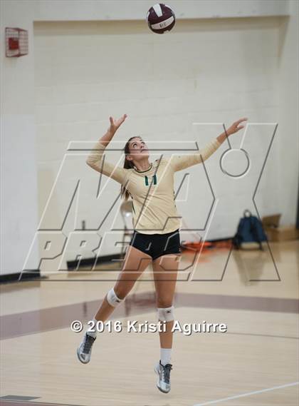 Thumbnail 1 in Paloma Valley vs. Murrieta Mesa photogallery.