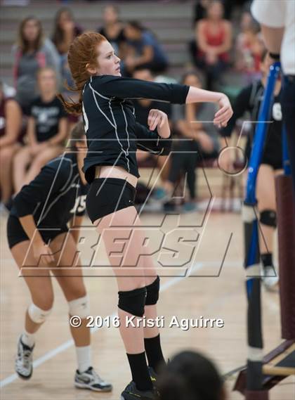 Thumbnail 2 in Paloma Valley vs. Murrieta Mesa photogallery.