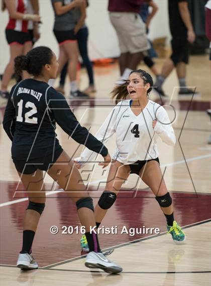 Thumbnail 3 in Paloma Valley vs. Murrieta Mesa photogallery.