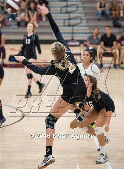 Thumbnail 2 in Paloma Valley vs. Murrieta Mesa photogallery.