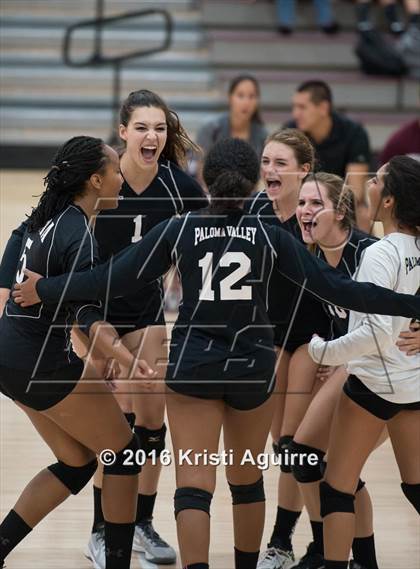 Thumbnail 3 in Paloma Valley vs. Murrieta Mesa photogallery.