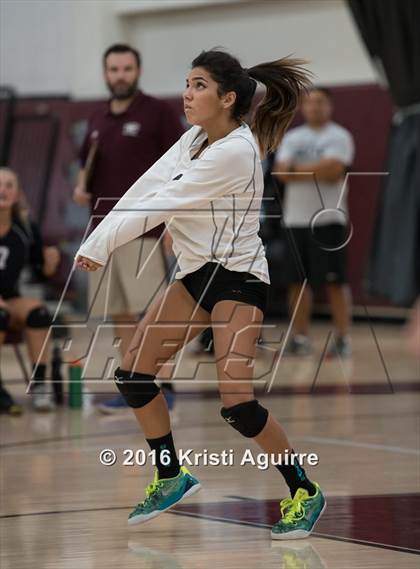 Thumbnail 1 in Paloma Valley vs. Murrieta Mesa photogallery.