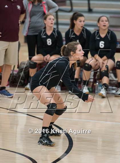 Thumbnail 2 in Paloma Valley vs. Murrieta Mesa photogallery.