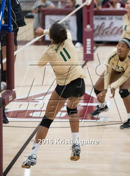 Thumbnail 3 in Paloma Valley vs. Murrieta Mesa photogallery.