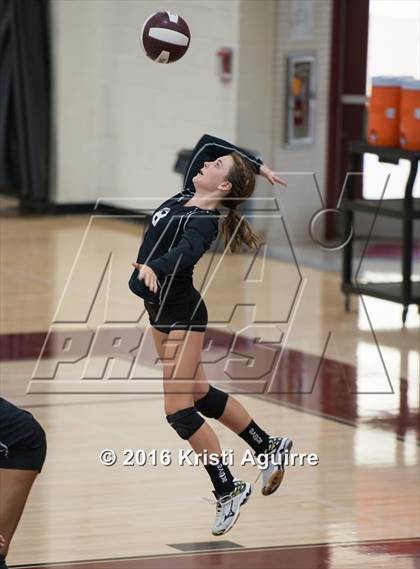 Thumbnail 2 in Paloma Valley vs. Murrieta Mesa photogallery.