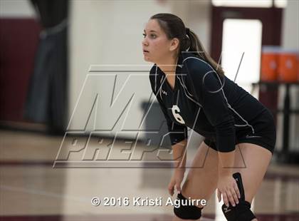 Thumbnail 3 in Paloma Valley vs. Murrieta Mesa photogallery.