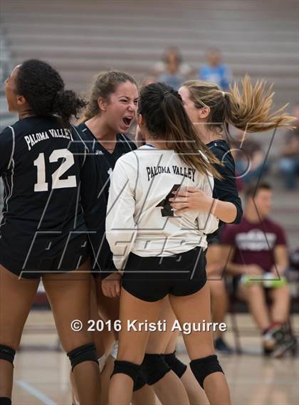 Thumbnail 3 in Paloma Valley vs. Murrieta Mesa photogallery.