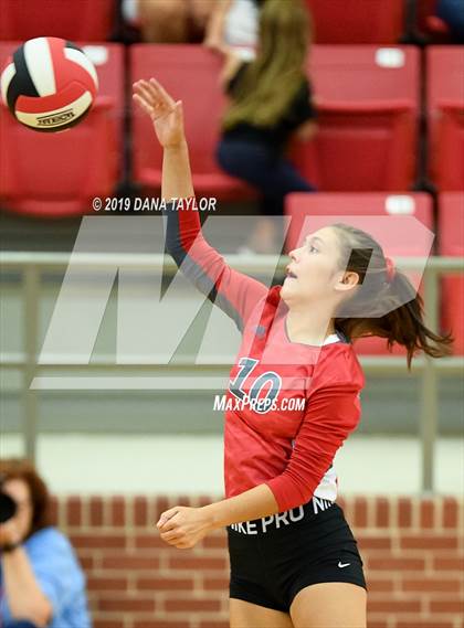 Thumbnail 1 in Dublin @ Mineral Wells photogallery.