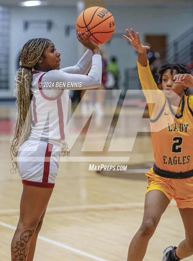 Photo 3 in the Union Grove vs. Eagle's Landing (Region 2AAAAA