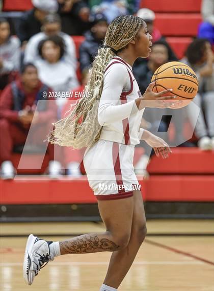 Thumbnail 2 in Union Grove vs. Eagle's Landing (Region 2-AAAAA Tournament) photogallery.