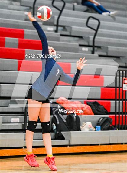Thumbnail 1 in San Dieguito Academy vs San Marcos (SUHI JV Tournament) photogallery.