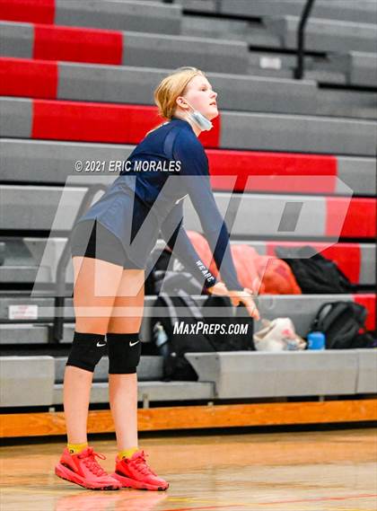 Thumbnail 3 in San Dieguito Academy vs San Marcos (SUHI JV Tournament) photogallery.