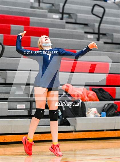 Thumbnail 3 in San Dieguito Academy vs San Marcos (SUHI JV Tournament) photogallery.
