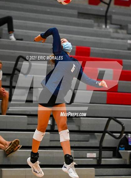 Thumbnail 2 in San Dieguito Academy vs San Marcos (SUHI JV Tournament) photogallery.