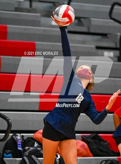 Thumbnail 3 in San Dieguito Academy vs San Marcos (SUHI JV Tournament) photogallery.