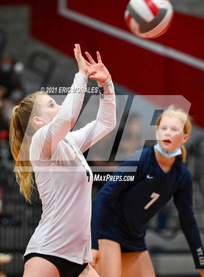 Thumbnail 2 in San Dieguito Academy vs San Marcos (SUHI JV Tournament) photogallery.