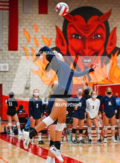Thumbnail 2 in San Dieguito Academy vs San Marcos (SUHI JV Tournament) photogallery.
