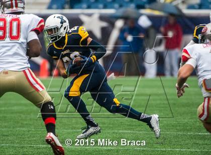 Thumbnail 1 in Everett vs. Xaverian Brothers (MIAA Division 1 Final) photogallery.