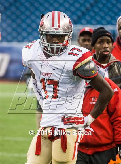 Thumbnail 1 in Everett vs. Xaverian Brothers (MIAA Division 1 Final) photogallery.