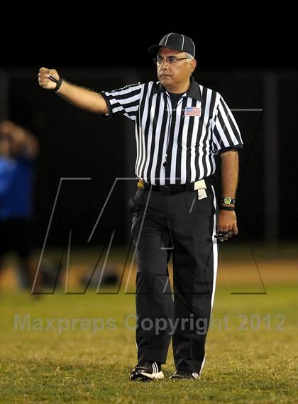 Thumbnail 2 in Diamond Ranch vs. Diamond Bar photogallery.