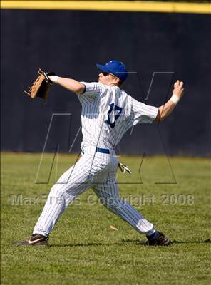 Thumbnail 3 in Beechwood vs. Covington Catholic photogallery.