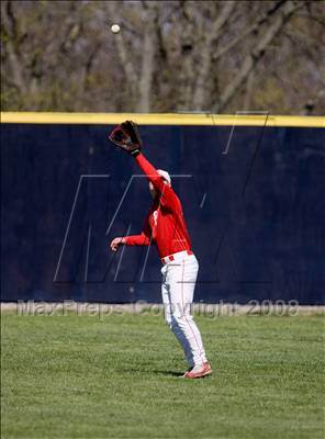Thumbnail 3 in Beechwood vs. Covington Catholic photogallery.