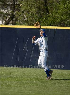 Thumbnail 3 in Beechwood vs. Covington Catholic photogallery.
