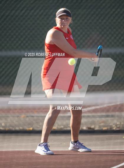 Thumbnail 2 in East Wilkes vs Community School of Davidson photogallery.