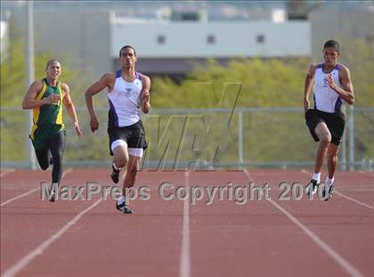 Thumbnail 2 in Valencia vs Canyon  photogallery.