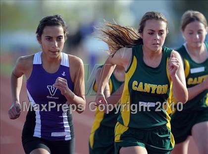 Thumbnail 2 in Valencia vs Canyon  photogallery.