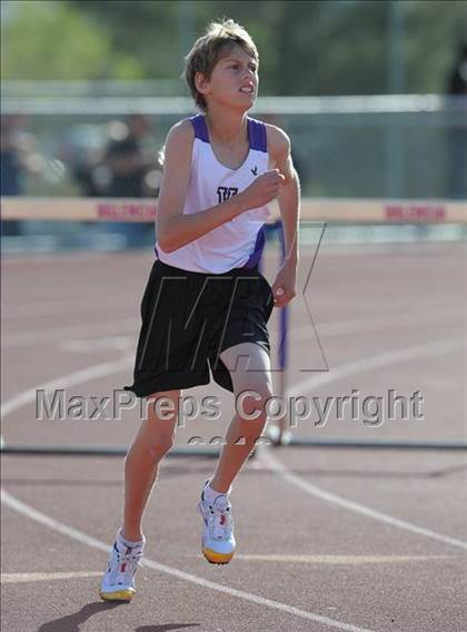 Thumbnail 2 in Valencia vs Canyon  photogallery.