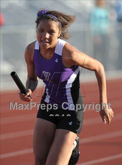 Thumbnail 3 in Valencia vs Canyon  photogallery.