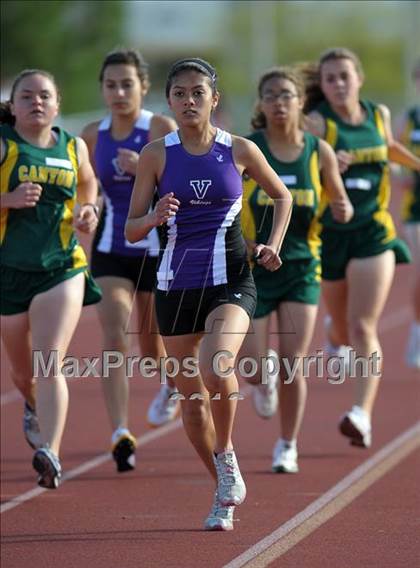 Thumbnail 2 in Valencia vs Canyon  photogallery.
