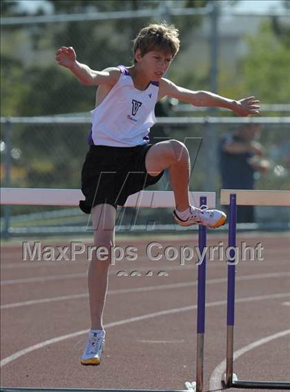 Thumbnail 1 in Valencia vs Canyon  photogallery.