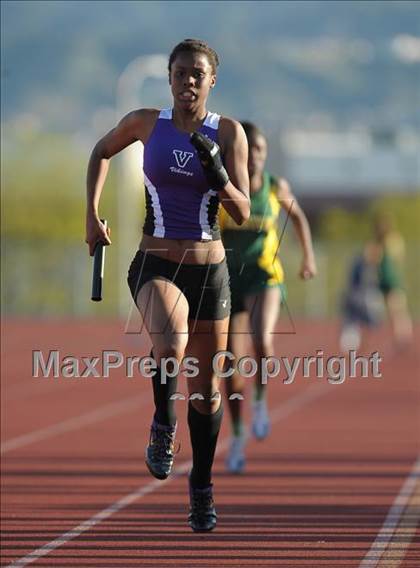 Thumbnail 1 in Valencia vs Canyon  photogallery.