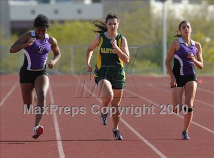 Thumbnail 2 in Valencia vs Canyon  photogallery.